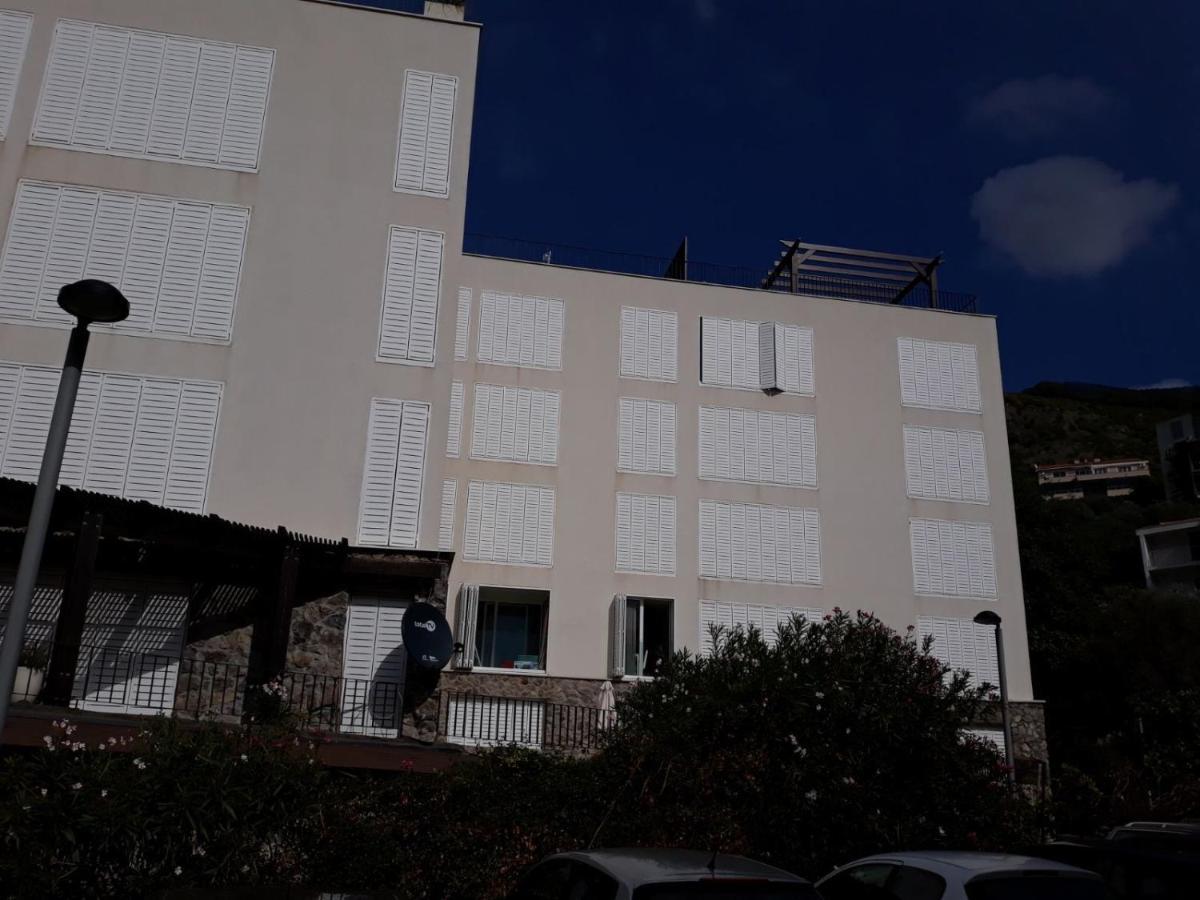 Апартаменты Przno Apartman White Star Экстерьер фото